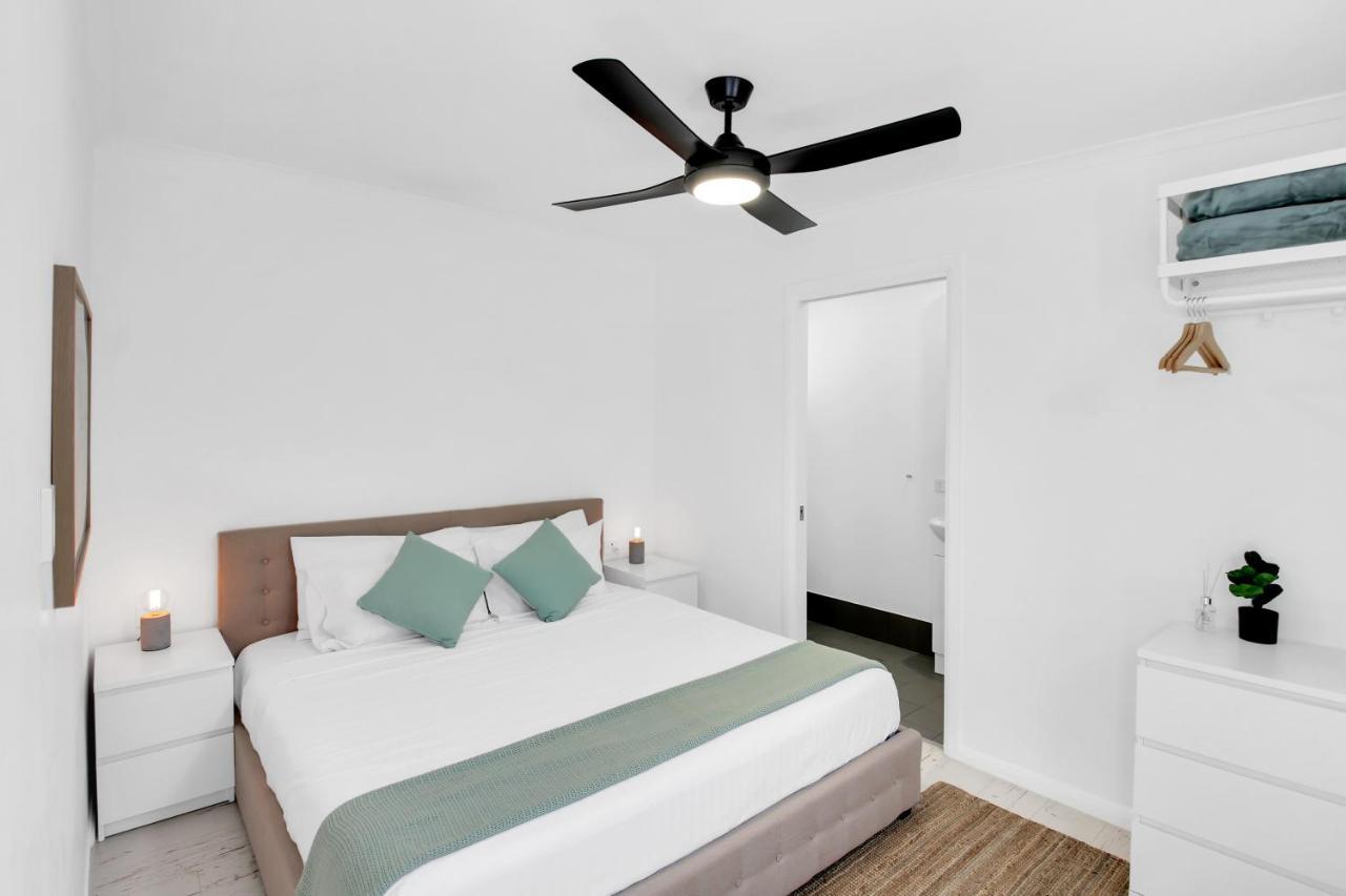 Private Outdoor Spa, Fire Pit, Cinema Room - The Cottage Coolum Beach Eksteriør billede